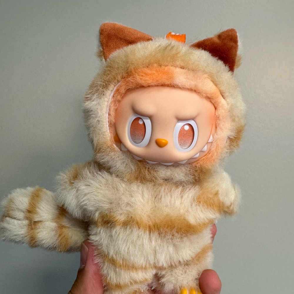 Labubu clothes Fur Suit (tabby)New